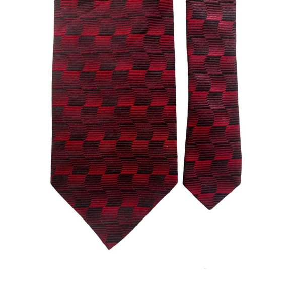 AQUASCUTUM OF LONDON Red Geometric Tie 100% Silk Made In UK 60"/ 3”.3/4 EX COND - Picture 6 of 7